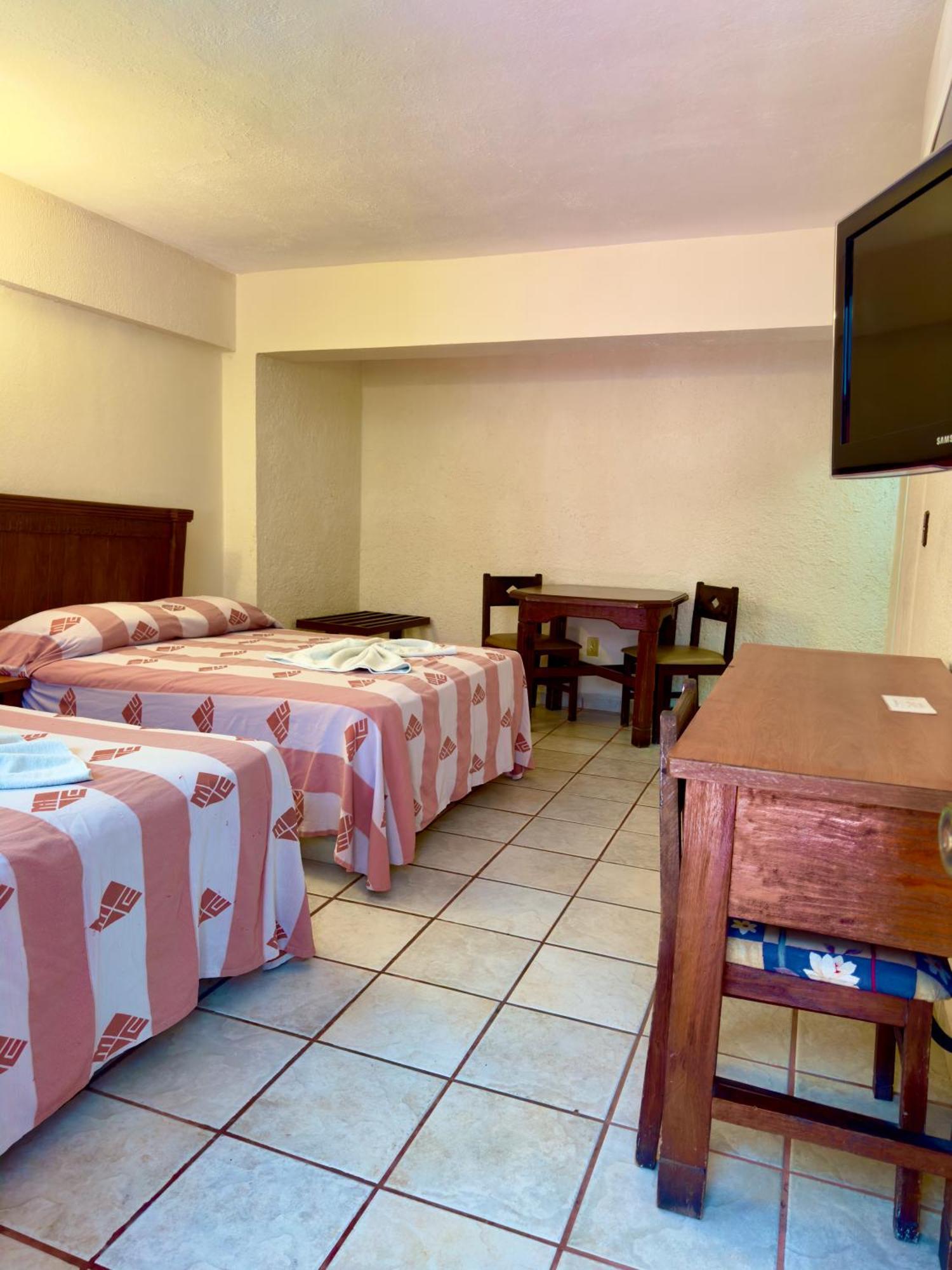 Hotel Hacienda Maria Eugenia Acapulco Esterno foto